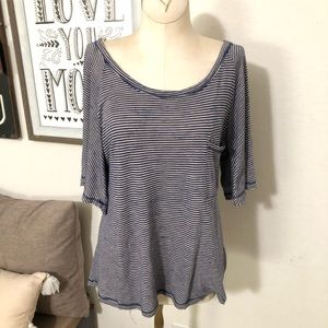 ⭐️ Blue striped blouse